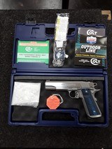 COLT 1911 GOVERNMENT MODEL GOLD CUP TROPHY SERIES 70 .45 ACP - 2 of 6
