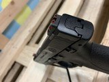 SMITH & WESSON M & P 9 Shield - 4 of 4