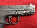 SMITH & WESSON M&P 380 SHIELD EZ M2.0 with thumb safety - 6 of 7