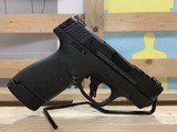 SMITH & WESSON M&P 9 SHIELD PLUS - 2 of 4