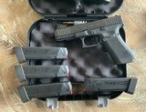 GLOCK 17 g17 gen 5 - 3 of 3