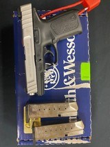 SMITH & WESSON SD 40 VE - 2 of 2