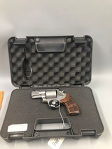 SMITH & WESSON 629-6 - 1 of 4