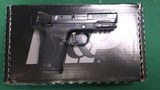SMITH & WESSON M&P9 SHIELD EZ M2.0 - 2 of 3