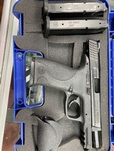 SMITH & WESSON M&P 40 - 3 of 7