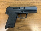 HECKLER & KOCH USP40-V1, USP40 - 2 of 4