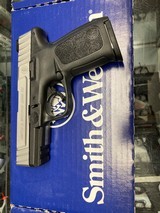 SMITH & WESSON SD40 VE - 1 of 3