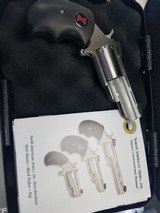 NORTH AMERICAN ARMS BLACK WIDOW - 3 of 7