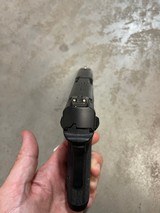 SMITH & WESSON M&P9 SHIELD EZ M2.0 - 3 of 3