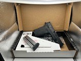SMITH & WESSON M&P9 SHIELD EZ M2.0 - 1 of 5