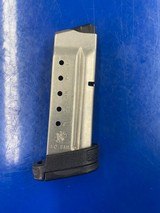 SMITH & WESSON M&P 40 SHIELD - 4 of 4