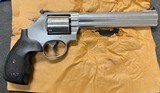 SMITH & WESSON 686 PLUS 3-5-7 MAGNUM SERIES - 2 of 6