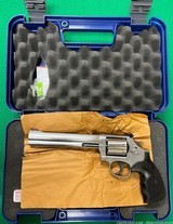 SMITH & WESSON 686 PLUS 3-5-7 MAGNUM SERIES - 3 of 6