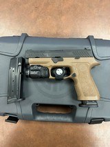 SIG SAUER P320 FDE Compact (with night sights) - 2 of 5