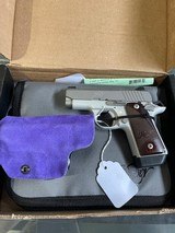 KIMBER MICRO STAINLESS ROSEWOOD (NS) - 1 of 4