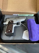 KIMBER MICRO STAINLESS ROSEWOOD (NS) - 4 of 4