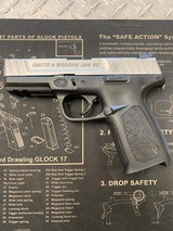 SMITH & WESSON SD9 VE - 1 of 5