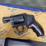 SMITH & WESSON 442 - 2 of 2