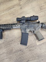 ANDERSON MANUFACTURING AM-15 w/ RedDot and foregrip - 3 of 7