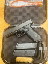 GLOCK 17 G17 GEN 4 9MM - 2 of 4
