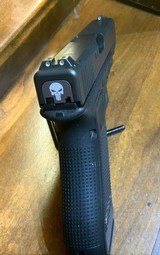 GLOCK G17Gen 4 - 2 of 6