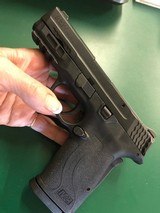 SMITH & WESSON M&P9 SHIELD EZ M2.0 - 2 of 3