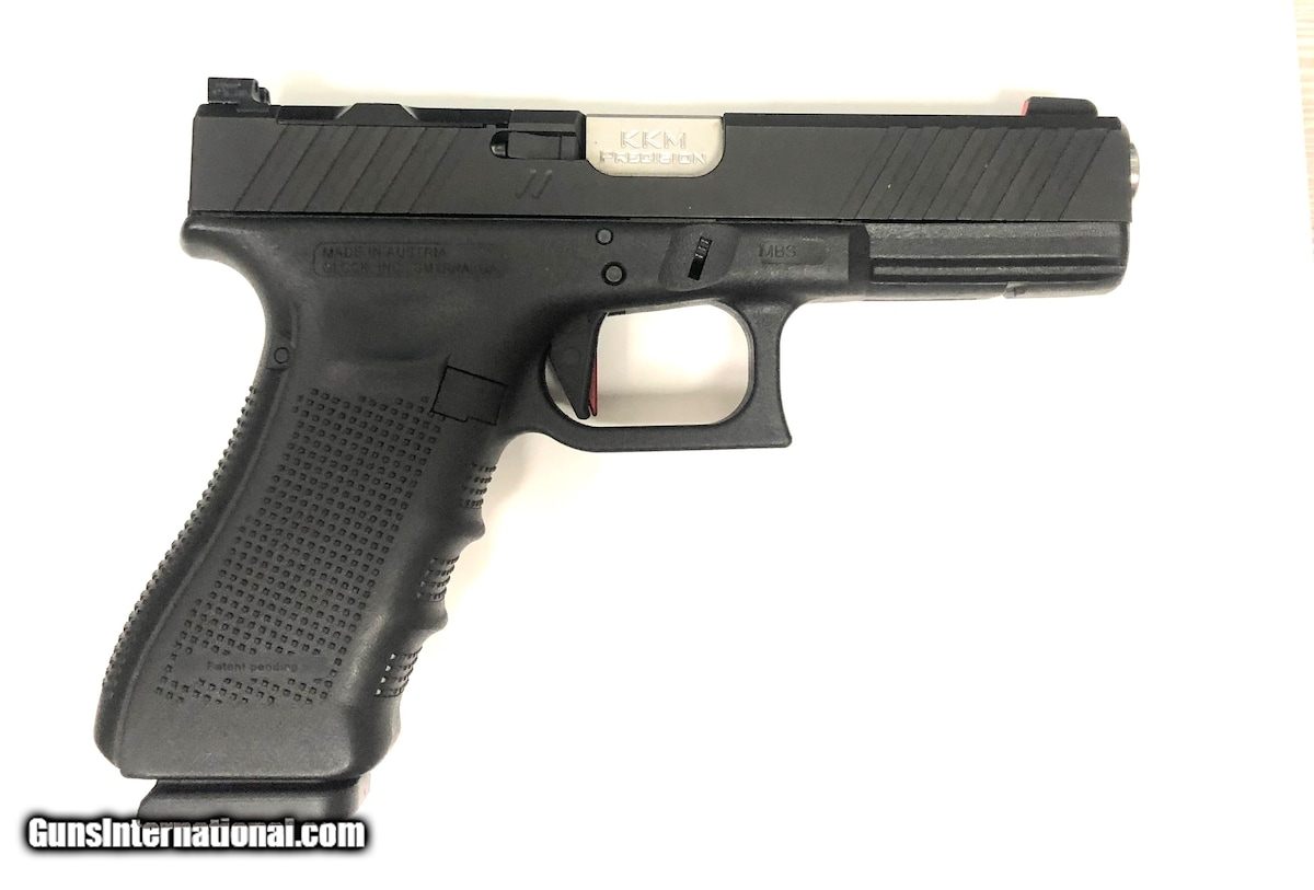 Glock 17 G17 Gen 4 9mm 3883