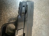SMITH & WESSON M&P9 SHIELD EZ M2.0 - 2 of 4