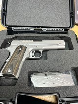 SIG SAUER 1911 COMPACT STAINLESS - 1 of 3