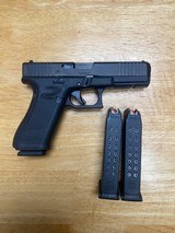 GLOCK 17 g17 gen 5 - 1 of 3