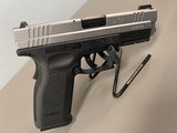 SPRINGFIELD ARMORY XD-40 - 2 of 4