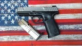 SMITH & WESSON SD9 VE - 1 of 7