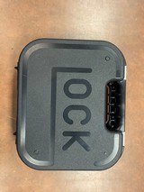 GLOCK 17 g17 gen 5 - 2 of 5