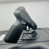 FN five seven - 4 of 6