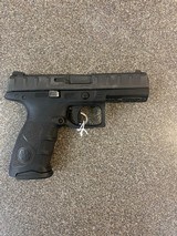 BERETTA APX 9 - 1 of 3