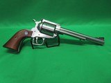 RUGER NEW MODEL SUPER BLACKHAWK - 2 of 5