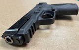 SMITH & WESSON Ported M&P 9 Performance Center M2.0 Backstrap Grip C.O.R.E. - 6 of 7