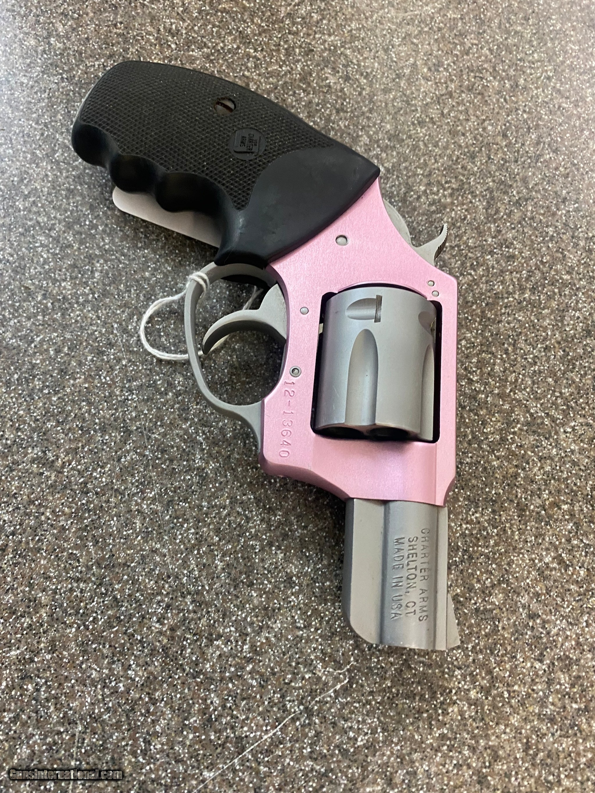 CHARTER ARMS PINK LADY 38 SPL