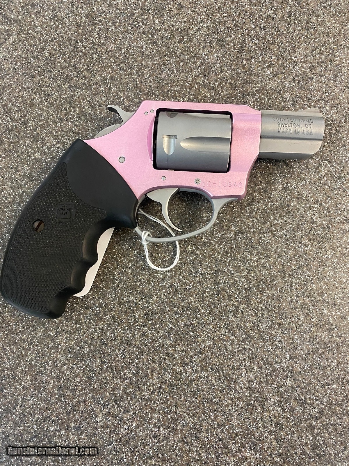 CHARTER ARMS PINK LADY 38 SPL