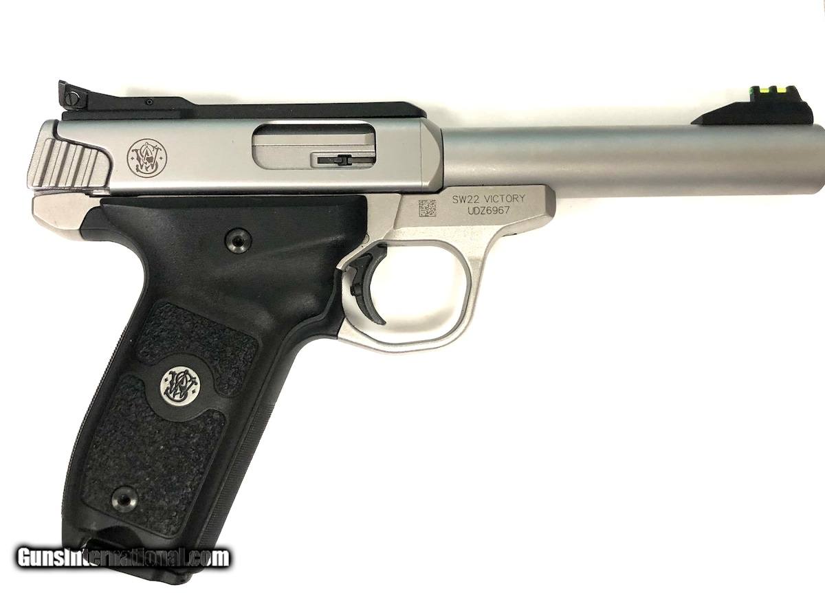 SMITH & WESSON SW22 VICTORY