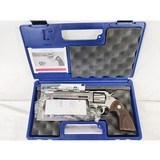 COLT Python w/Hard Case Gun Lock - 1 of 5