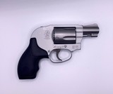 SMITH & WESSON 638 - 3 of 6