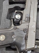 SIG SAUER P229 LEGION - 6 of 8