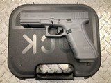 GLOCK G22 - 1 of 7