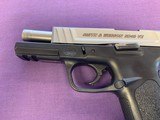 SMITH & WESSON SD40VE - 4 of 5