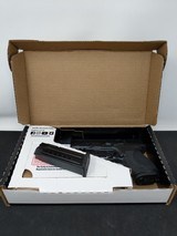 SMITH & WESSON M&P 2.0 - 1 of 3