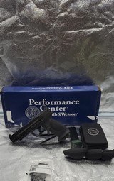 SMITH & WESSON Ported M&P Performance Center M2.0 C.O.R.E. - 1 of 6