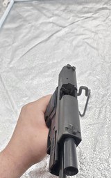 SIG SAUER P226 - 6 of 7