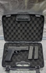 SIG SAUER P226 - 1 of 7
