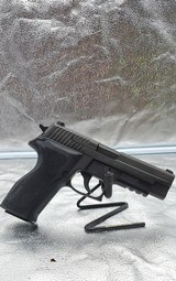 SIG SAUER P226 - 2 of 7